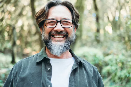 客服与合规支持